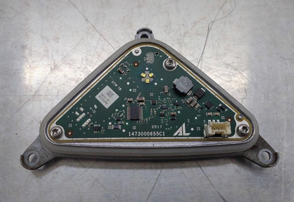 Dacia Duster I 2010-2018 Riadiaca jednotka xenónu 1473000655C1 1407000407