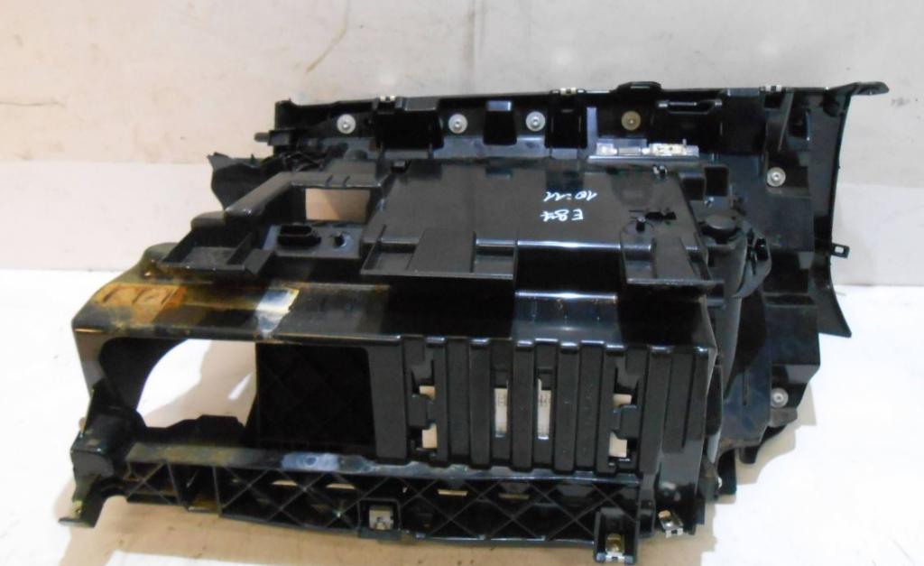 BMW 1 E87 2004-2011 hatchback   Priehradka (kastlík) 6962632 6962624  6982563