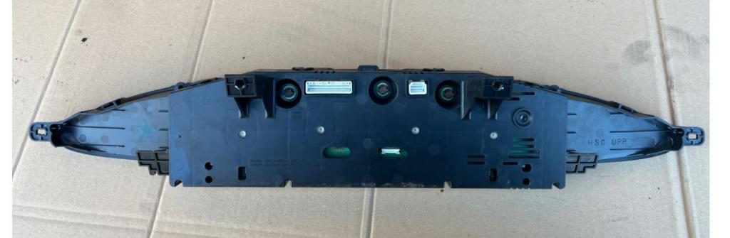 Nissan Primera P12 2001-2007 sedan 1.8 16v petrol MT 85 kW 2003  Prístrojová doska BA20B