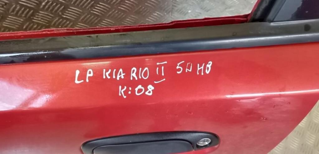 Kia Rio II 2005-2011 hatchback 1.4 16v petrol MT 71 kW 2009  Dvere predné ľavé
