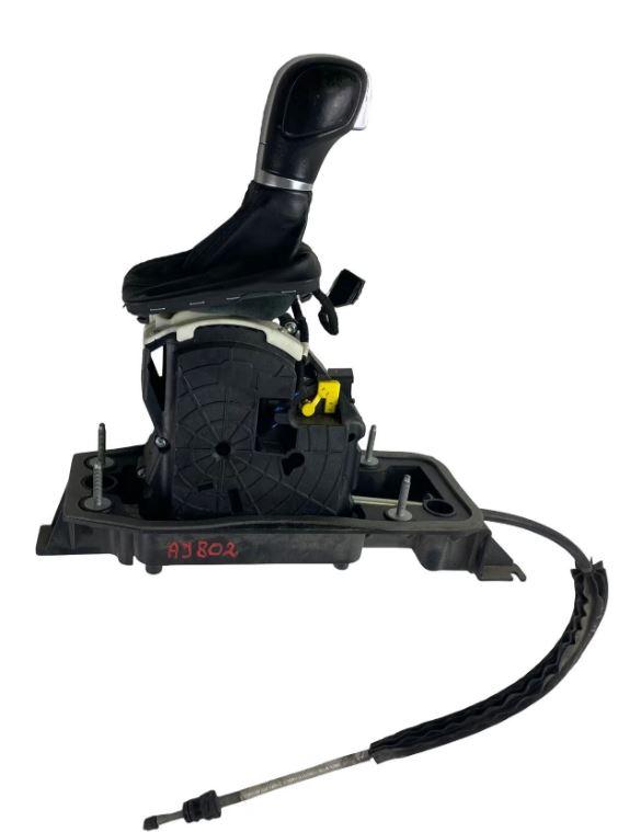 Volkswagen Passat B7 2010-2014 sedan 1.4 TSI petrol MT 90 kW 2011  Rýchlostná páka (kulisa) 3AB713023A