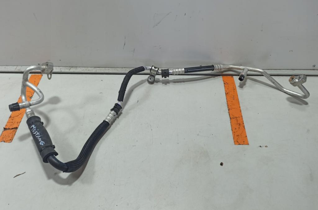 Ford Mustang MACH-E 2020- crossover  Rúrka klimatizácie