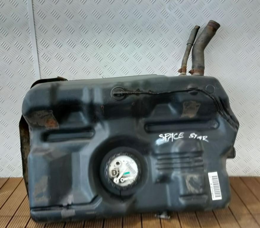 Mitsubishi Space star hatchback 1.3 16v petrol MT 63 kW 1999  Palivová nádrž MR473445