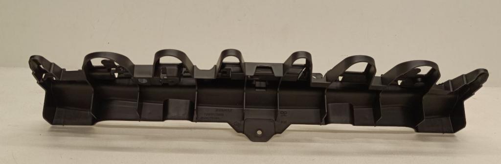 Renault Clio IV 2012-2020 hatchback 1.5 DCI diesel 50 kW 2008  Úchyt (držiak) zadného nárazníka 850427014R