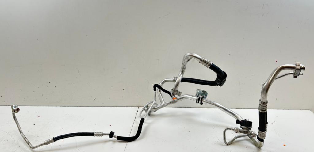 Ford Mustang MACH-E 2020- crossover Rúrka klimatizácie LJ9H19E881A