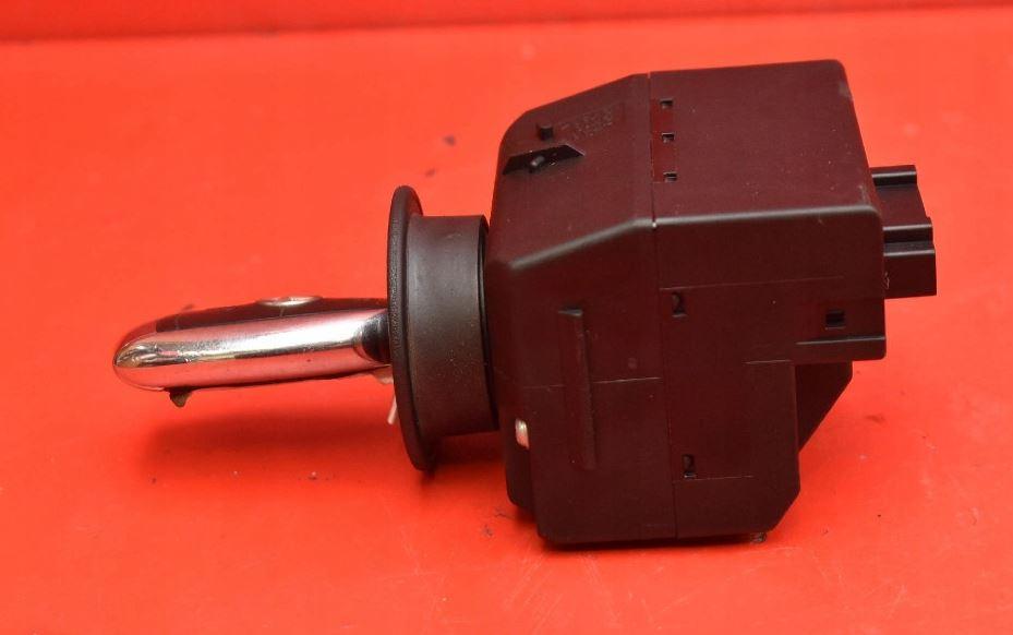 Mercedes E W211 2002-2009 sedan 1.8 KOMPRESSOR petrol 125 kW 0  Spínacia skrinka A2115452308