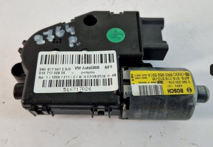 Volkswagen Tiguan I 2007-2016 hatchback 2.0 TDI diesel AT 103 kW 2009  Motorček ovládania strešného okna 8R0959591A