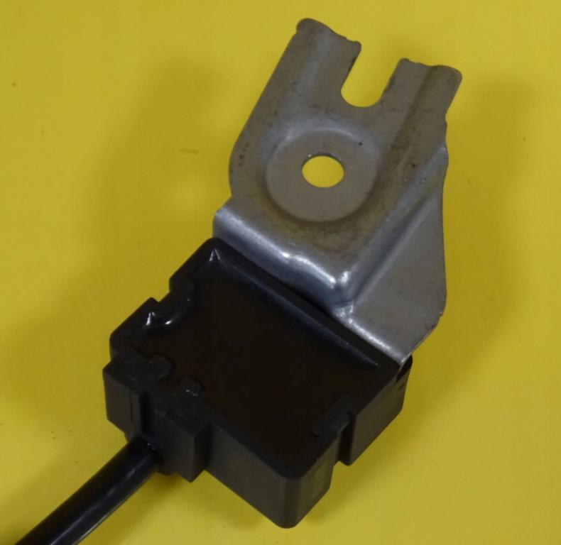 Volkswagen Touareg I 2002-2010 hatchback 5.0 TDI V10 diesel AT 230 kW 2004  Snímač 7L0907673C