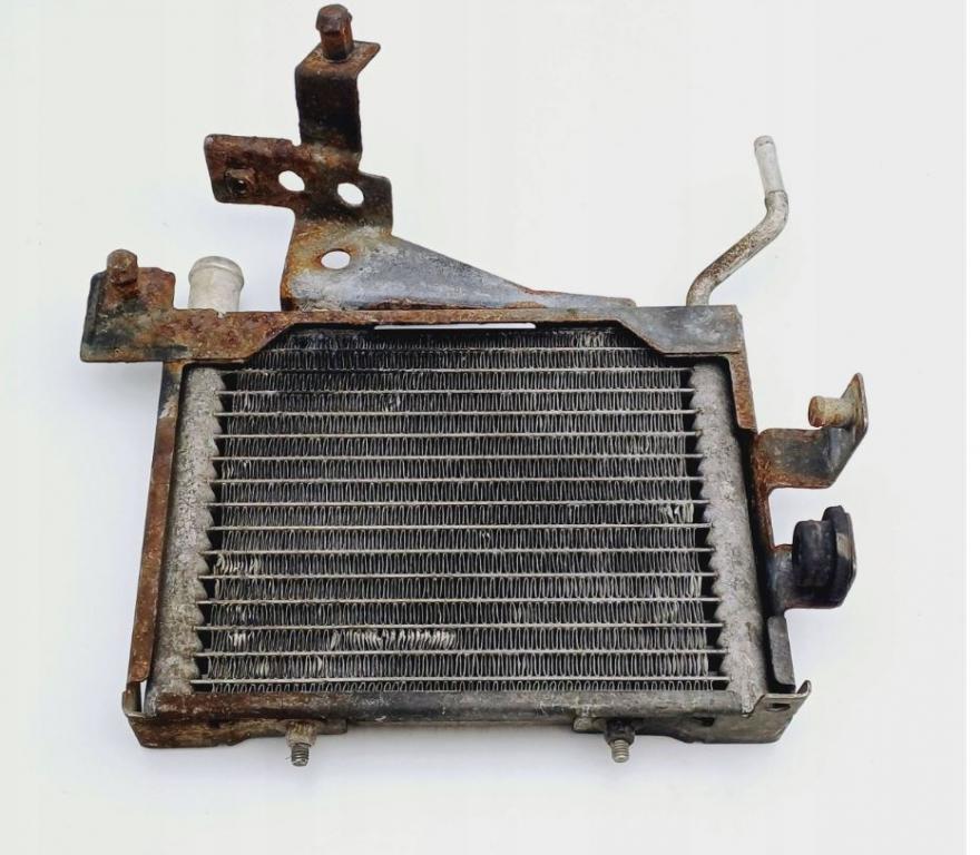 Volkswagen Passat B5 1995-2005 sedan 1.9 TDI diesel MT 74 kW 2004  Chladič paliva 8D0203503A / 8D0203507A