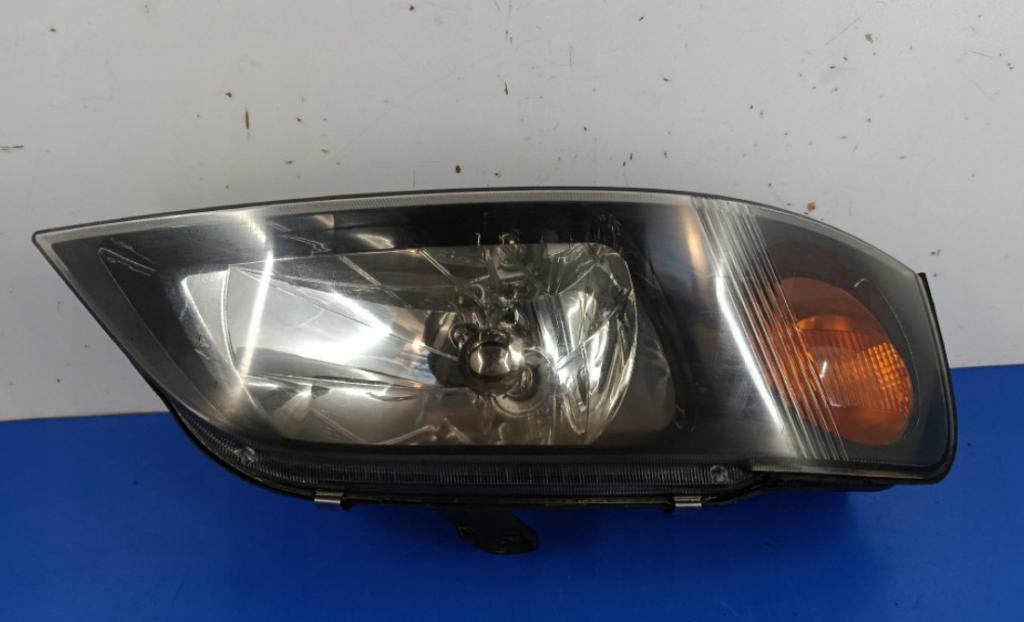 Mitsubishi Space star hatchback 1.9 DID diesel MT 75 kW 2001  Svetla predné  L+P 156263-00 156264-00