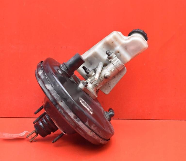 Volvo V50 combi 1.8 16v petrol MT 92 kW 2006  Posilňovač bŕzd 4N51-2B195-AL