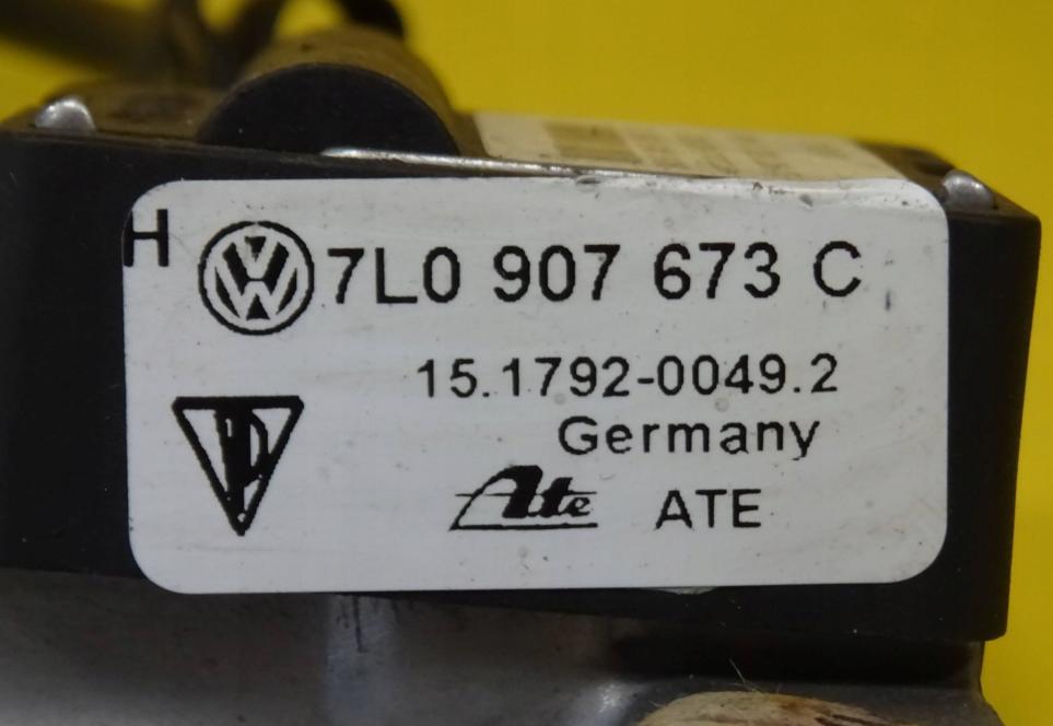 Volkswagen Touareg I 2002-2010 hatchback 5.0 TDI V10 diesel AT 230 kW 2004  Snímač 7L0907673C