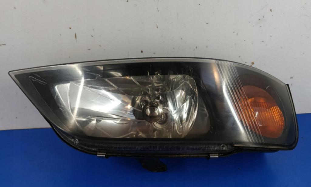 Mitsubishi Space star hatchback 1.9 DID diesel MT 75 kW 2001  Svetla predné  L+P 156263-00 156264-00