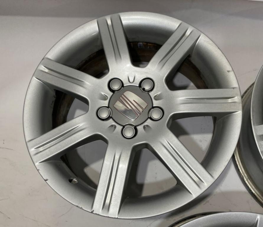 Seat Leon II 2005-2012 hatchback 1.4 TSI petrol MT 92 kW 2009  Hliníkový disk 4 kusy 6,5X16 ET50 5X112 1P0601025