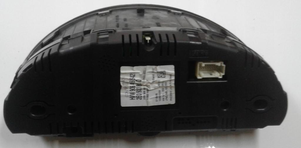 Volkswagen Crafter 2006-2016 hatchback 2.5 TDI diesel MT 80 kW 2009  Prístrojová doska 2E0920840Q 9064465421