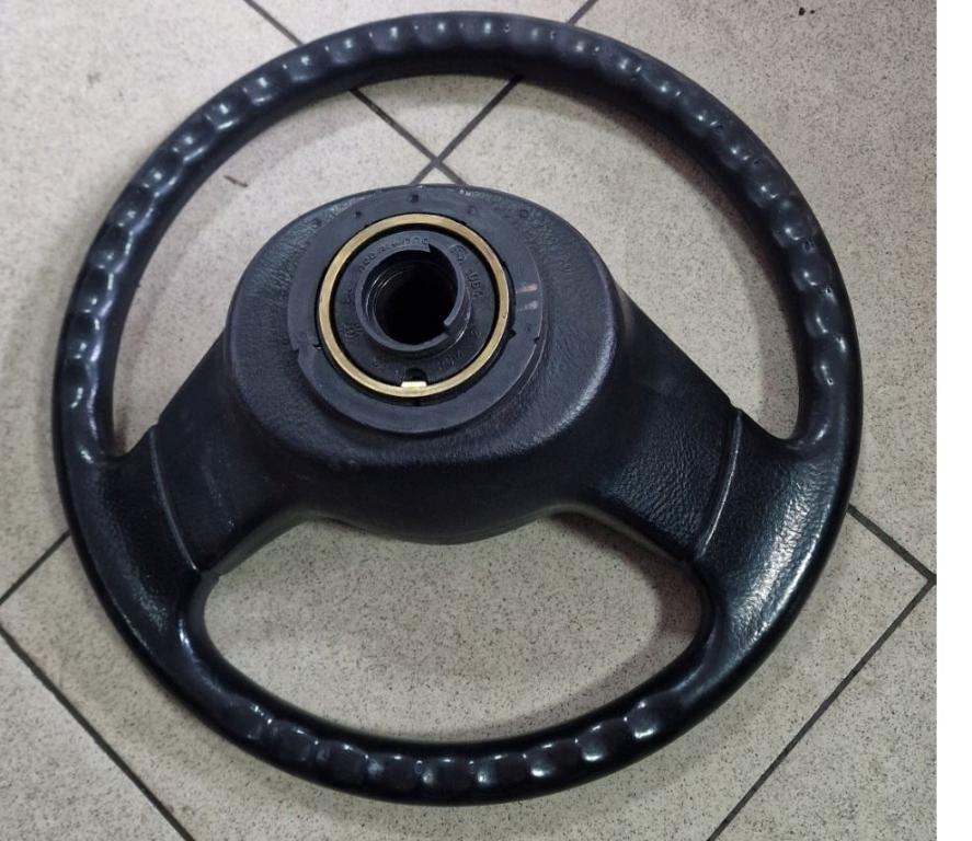 Skoda Felicia hatchback 1.6 petrol MT 55 kW 1998  Volant