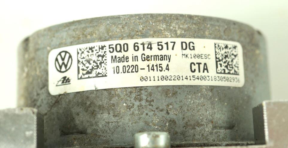 Volkswagen Passat B8 2014- combi 2.0 TDI diesel AT 110 kW 2015  Pumpa ABS 5Q0614517DG