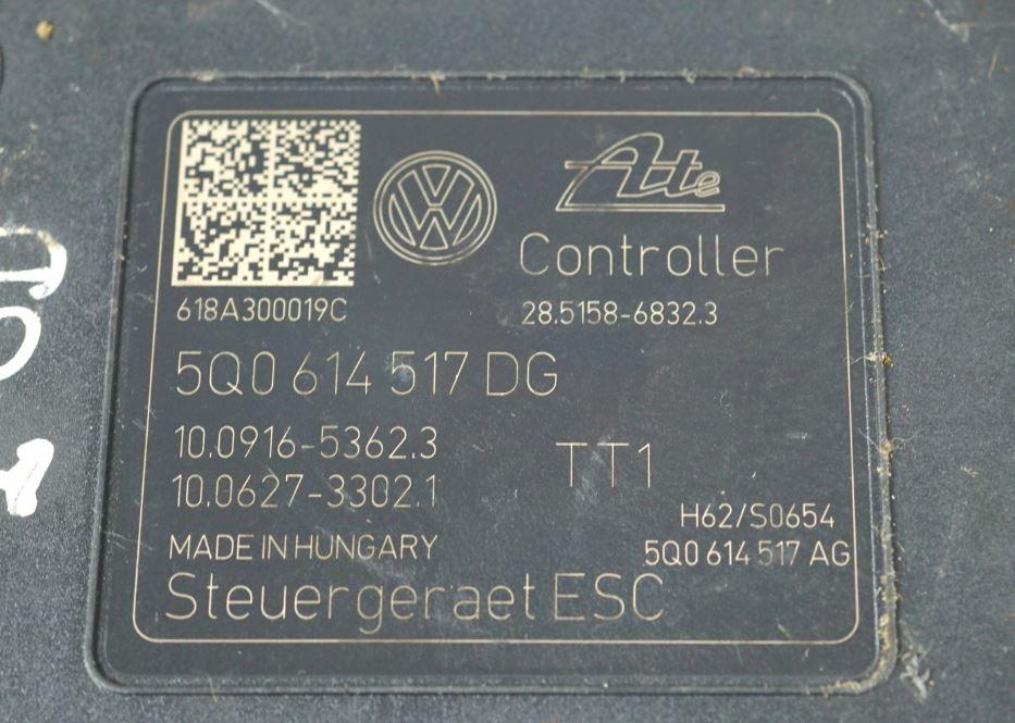 Volkswagen Passat B8 2014- combi 2.0 TDI diesel AT 110 kW 2015  Pumpa ABS 5Q0614517DG