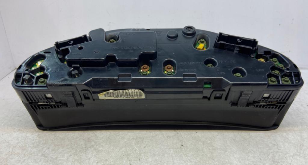 Mercedes E W210 1995-2002 Prístrojová doska A2105405248 87 001 357