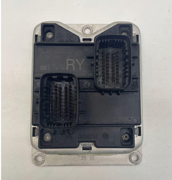 Opel Corsa B 1993-1999 hatchback 1.0 12v petrol MT 40 kW 1999  Riadiaca jednotka motora 0261204058 90532609RY