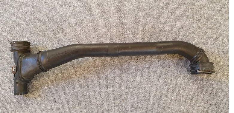 Porsche Cayenne I 2002-2010 hatchback 3.2 V6 petrol AT 184 kW 2003  Hadica chladenia vody 99710675104