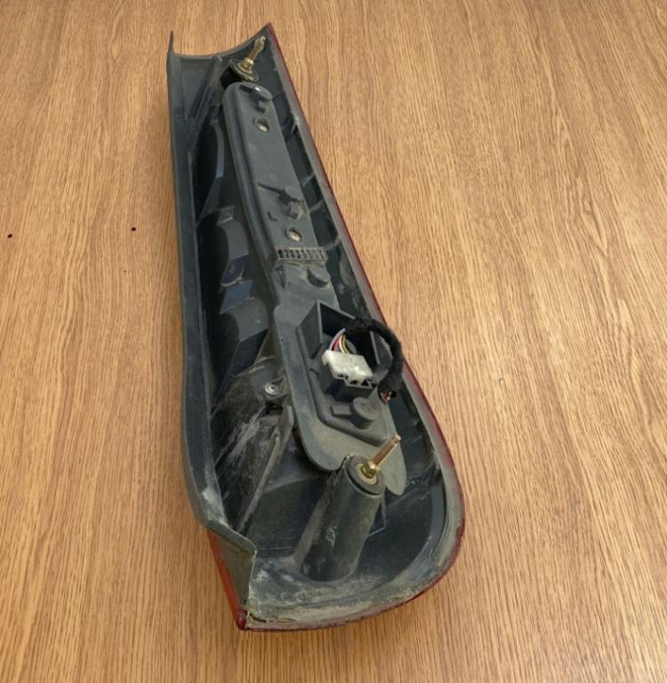 Fiat Punto I 1993-1999 hatchback 1.7 D diesel MT 46 kW 1998  Svetlo zadné ľavé 7730723