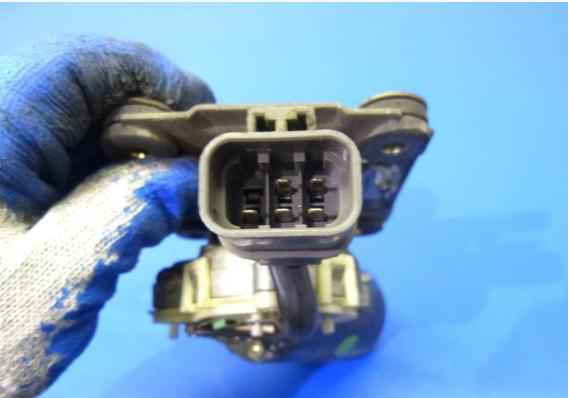 Nissan Terrano II 1992-2006 suv 2.7 TD diesel 74 kW 1994  Motorček stieračov predný 9390332384