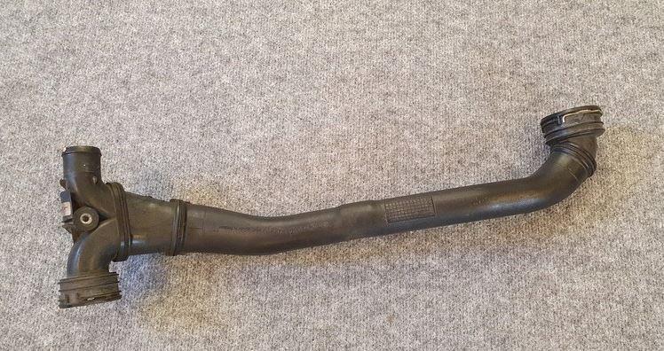 Porsche Cayenne I 2002-2010 hatchback 3.2 V6 petrol AT 184 kW 2003  Hadica chladenia vody 99710675104