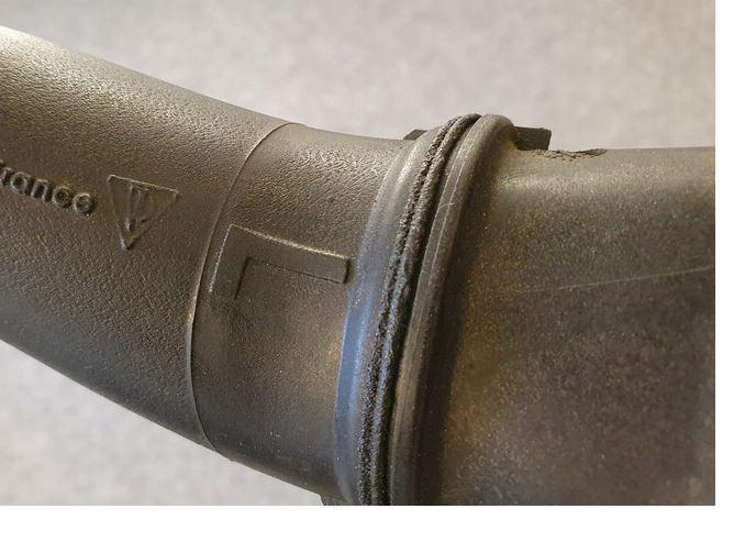 Porsche Cayenne I 2002-2010 hatchback 3.2 V6 petrol AT 184 kW 2003  Hadica chladenia vody 99710675104