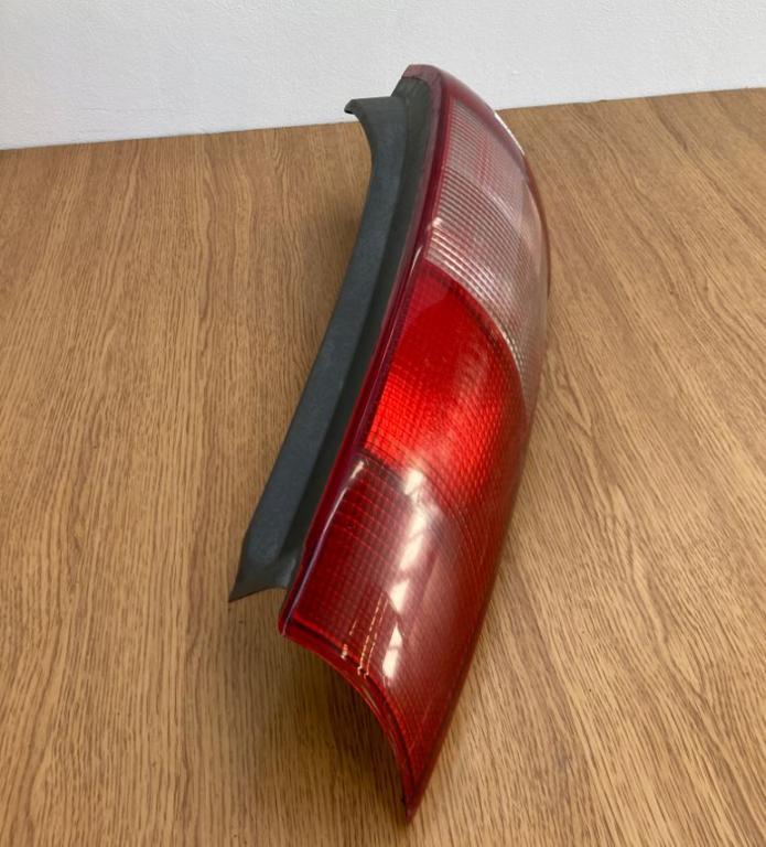 Fiat Punto I 1993-1999 hatchback 1.7 D diesel MT 46 kW 1998  Svetlo zadné ľavé 7730723