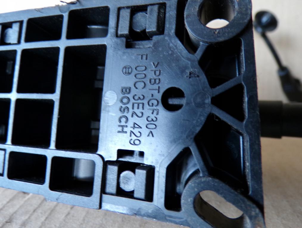 Peugeot 607 sedan 2.0 HDI diesel MT 100 kW 2007 Potenciometer plynového pedálu 9651510780