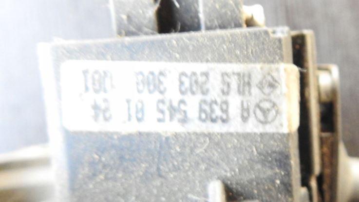 Mercedes Vito W639 2003-2014 2.2 CDI diesel MT 110 kW 2003  Prepínacie páčky pod volantom A6395450124