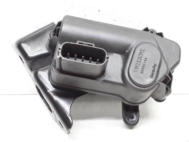 Volvo S60 I 2000-2010 Nastavovač (klapka) sacieho potrubia 30756100