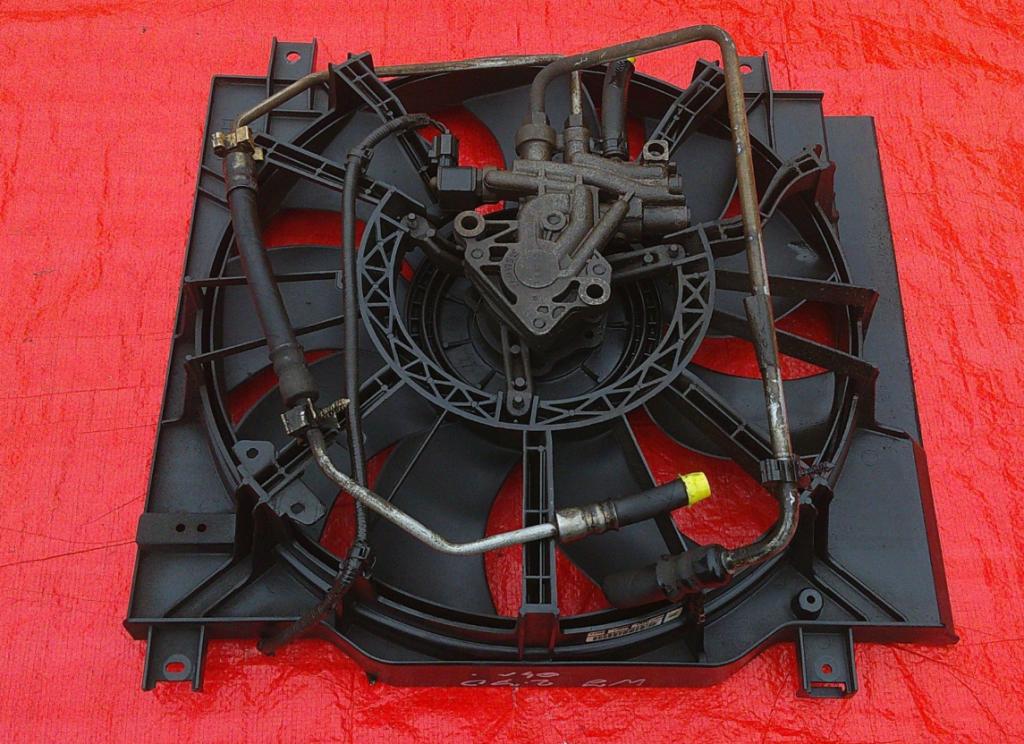 Jeep Grand Cherokee WJ 1998-2004 hatchback 2.7 CRD diesel AT 120 kW 2004  Ventilátor 55037714AC 52079987AD