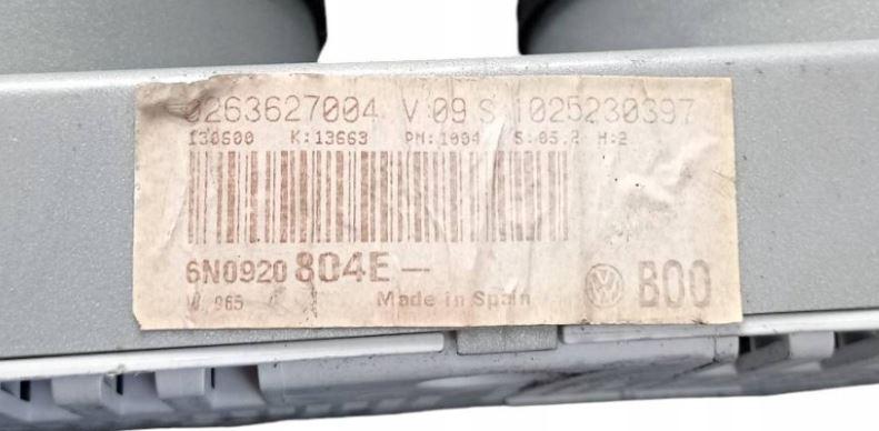 Volkswagen Polo III 6N 1994-2001 hatchback 1.4 petrol MT 44 kW 1998  Prístrojová doska 0263627004