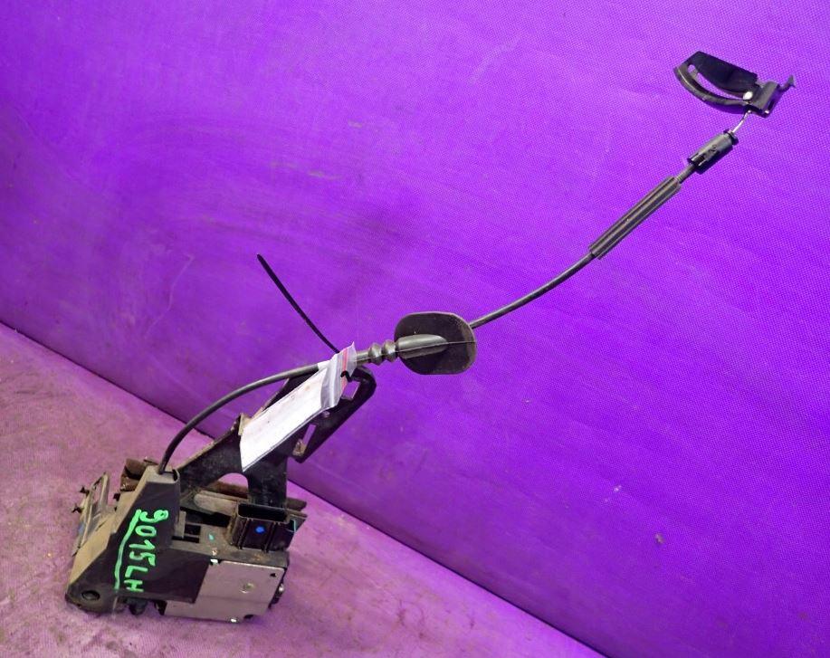 Ford Fiesta Mk6 2002-2008 hatchback 1.4 TDCI diesel MT 50 kW 2004  Zámok dverí zadný ľavý