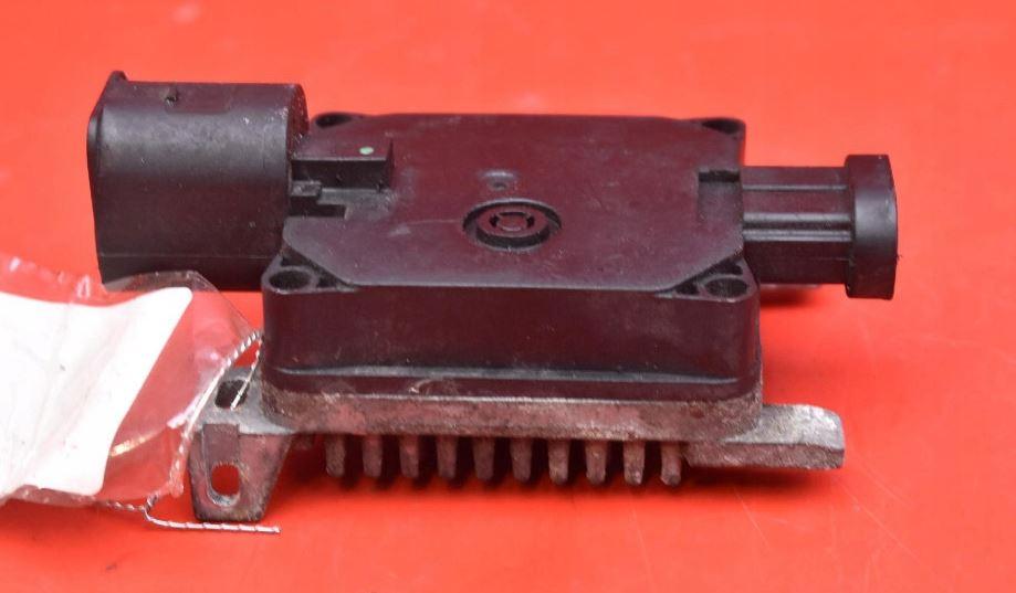 BMW 1 F20 2011-2019 hatchback 1.6 T petrol AT 125 kW 2012  Riadiaca jednotka ventilátora 940011401