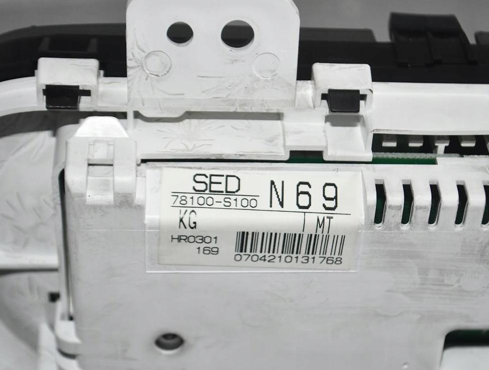 Honda Accord VII 2002-2008 sedan 2.0 16v petrol MT 114 kW Prístrojová doska 78100-S100