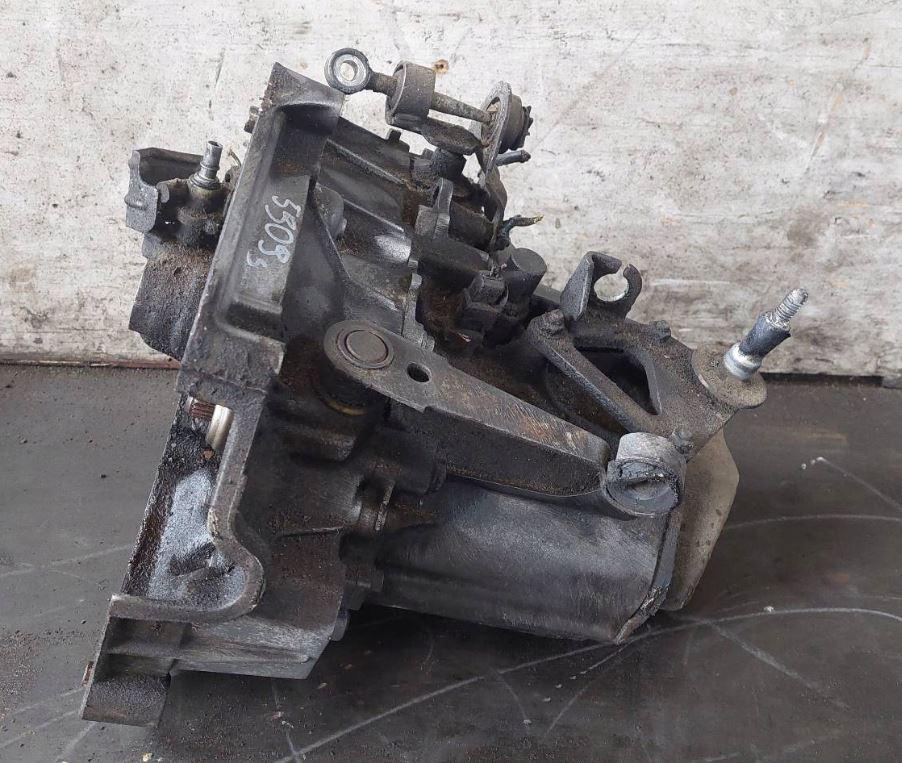 Peugeot 306 sedan 1.4 8v petrol MT 55 kW 1998  Prevodovka manuálna 2CB60