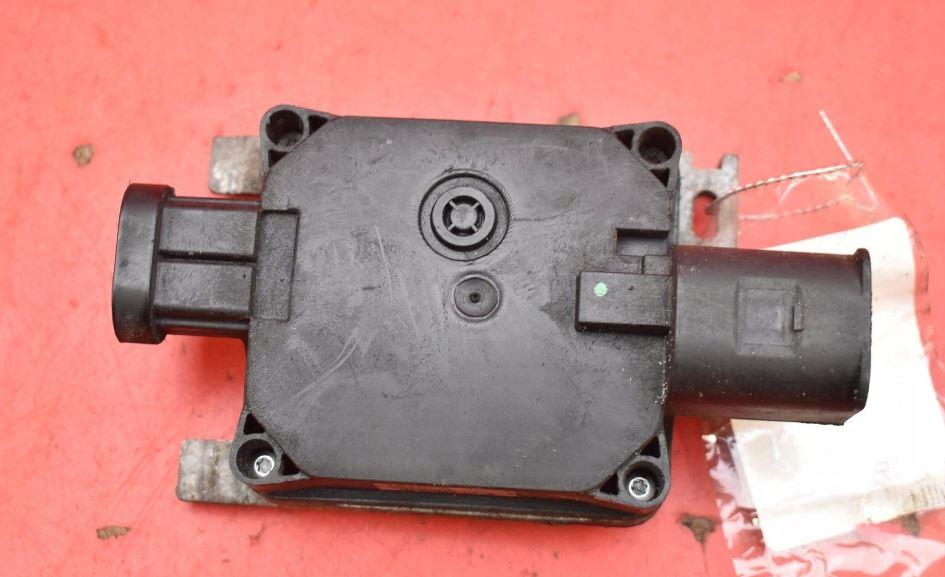 BMW 1 F20 2011-2019 hatchback 1.6 T petrol AT 125 kW 2012  Riadiaca jednotka ventilátora 940011401