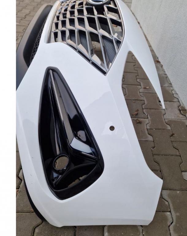 Hyundai I30 III 2016- hatchback 1.5 DPI 16v petrol MT 80.9 kW 2021  Nárazník predný
