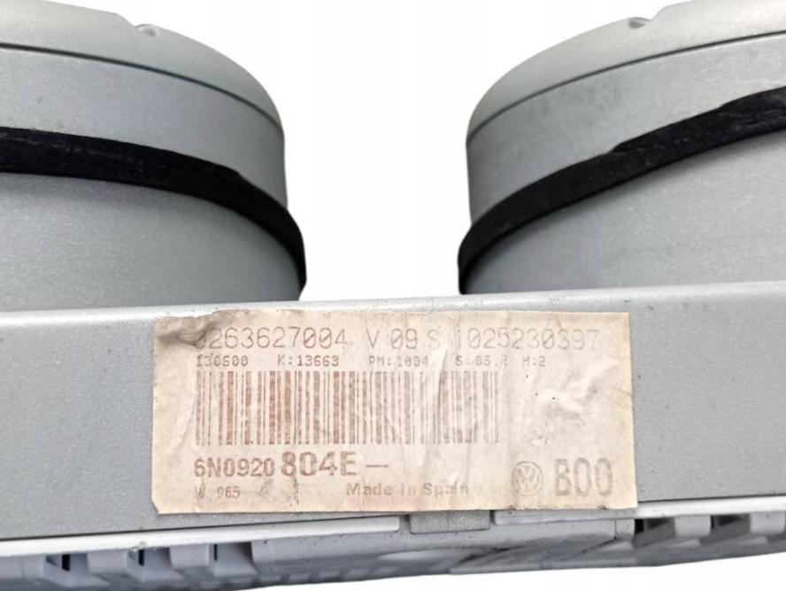 Volkswagen Polo III 6N 1994-2001 hatchback 1.4 MPI petrol MT 44 kW Prístrojová doska 0263627004 6N0920804E