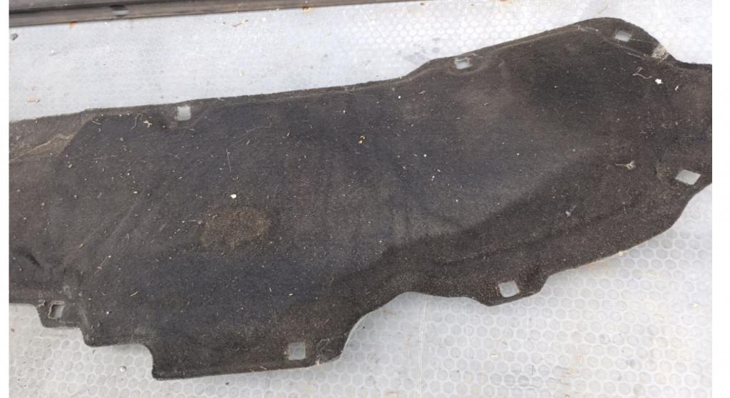 Volkswagen Transporter T5 2003-2015 hatchback 1.9 TDI diesel MT 75 kW 2007  Odhlučnenie (izolácia) prednej kapoty