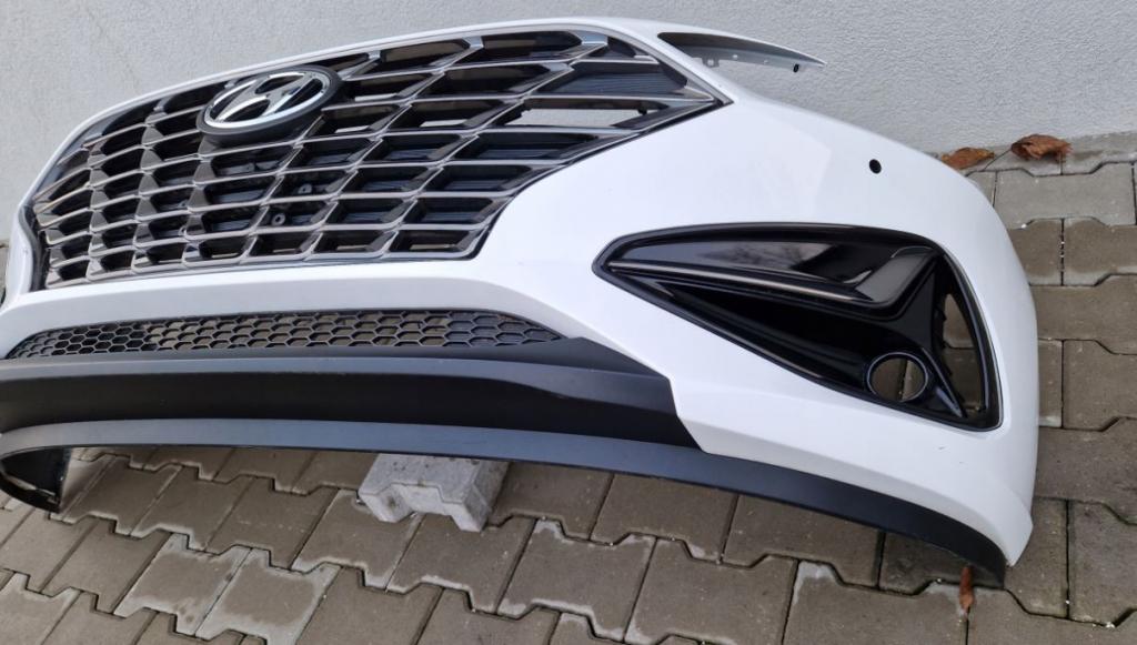 Hyundai I30 III 2016- hatchback 1.5 DPI 16v petrol MT 80.9 kW 2021  Nárazník predný