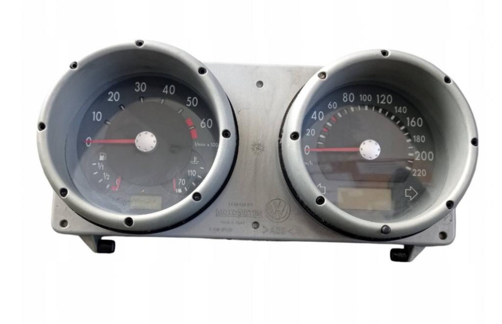 Volkswagen Polo III 6N 1994-2001 hatchback 1.4 MPI petrol MT 44 kW  Prístrojová doska 0263627004 6N0920804E