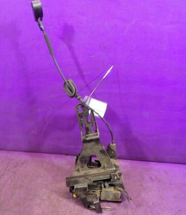 Ford Fiesta Mk6 2002-2008 hatchback 1.4 TDCI diesel MT 50 kW 2004  Zámok dverí zadný ľavý