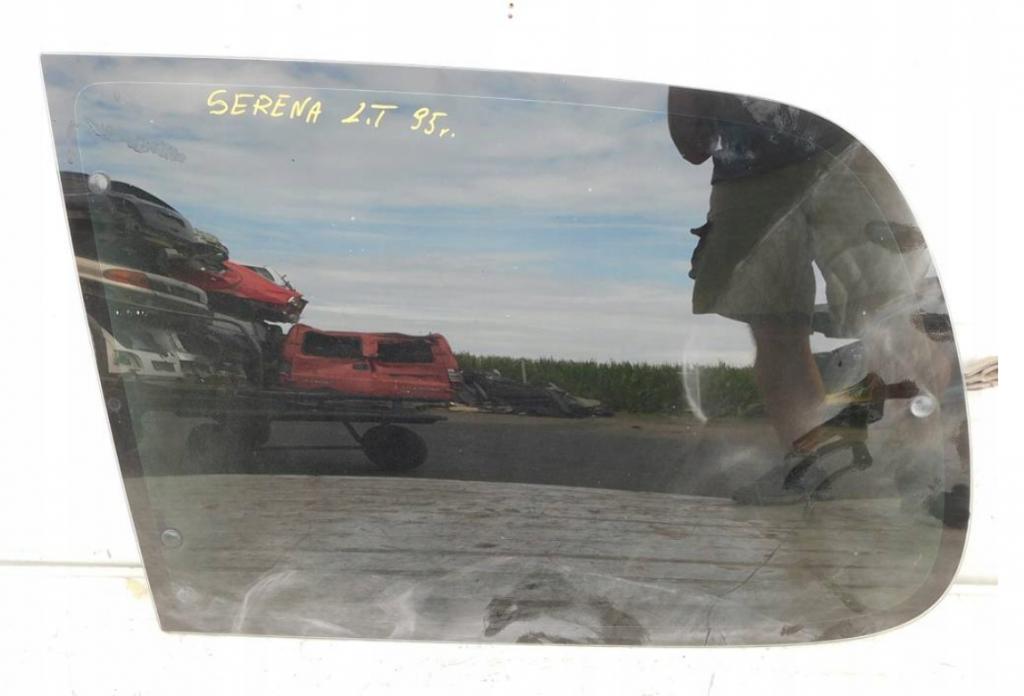 Nissan Serena 2.3 D diesel MT 55 kW 1995  Sklo karosérie lave