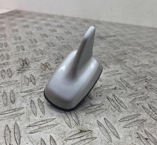 Audi A6 C6 2004-2011 combi 3.0 TDI diesel AT 176 kW 2011  Anténa 4G0035503F 7617431873