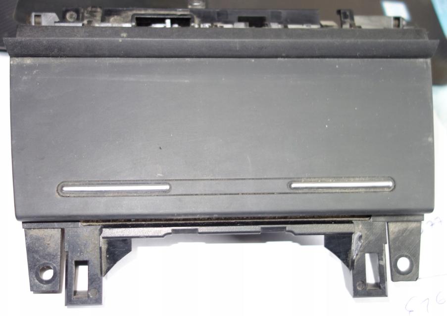 Audi A4 B7 2004-2008 Popolník 8E0857951J