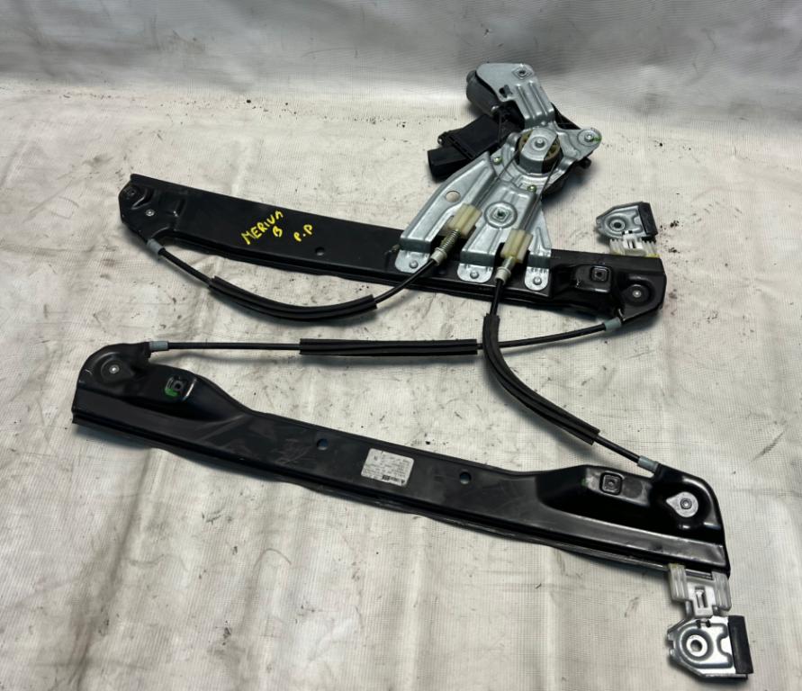 Opel Meriva B 2010-2017 hatchback 1.4 T petrol MT 88 kW Mechanizmus sťahovania okna predný pravý 13354548 M11279